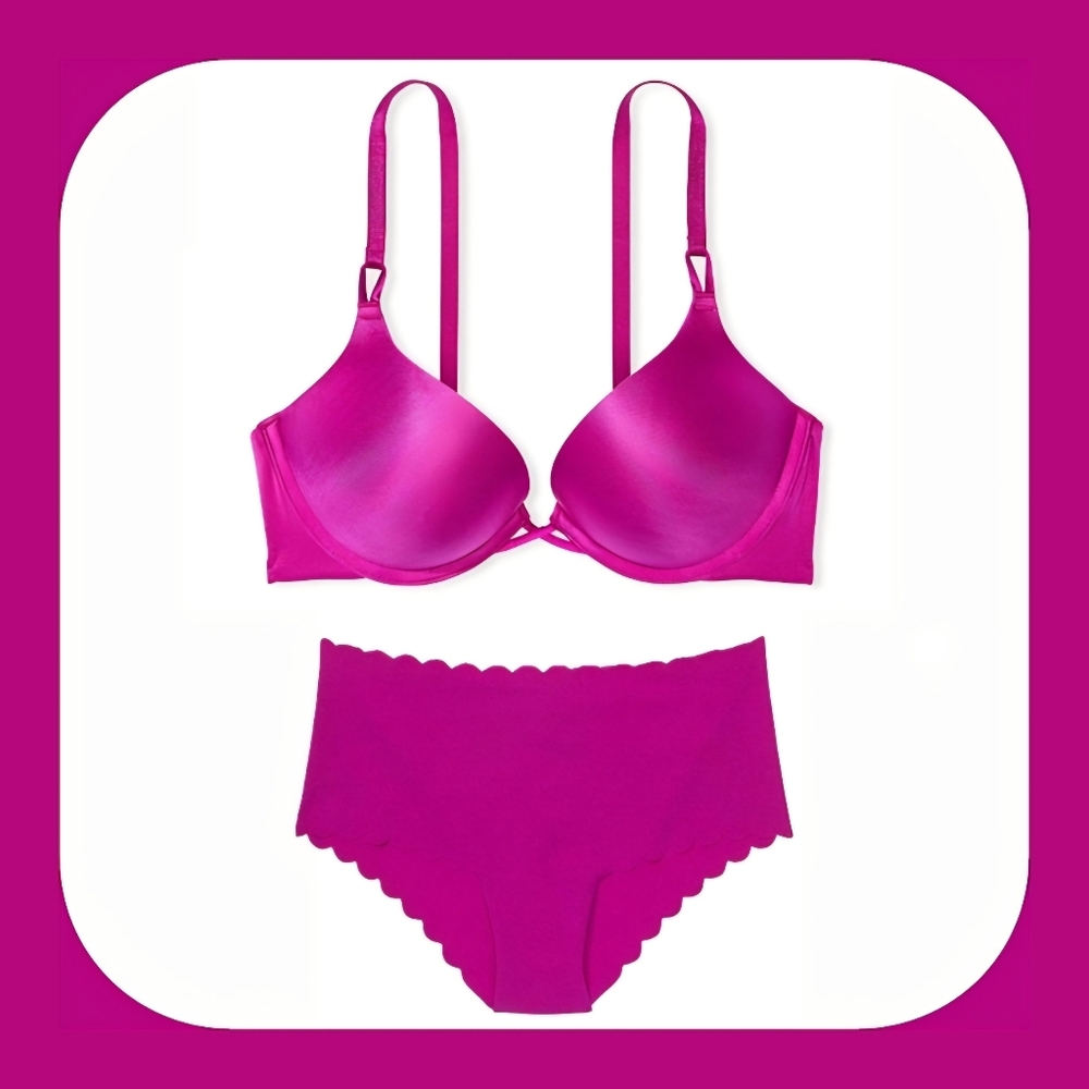 Bombshell & Scalloped Cheeky Bra & Panty Set by Victoria’s Secret 32D/Small NEW